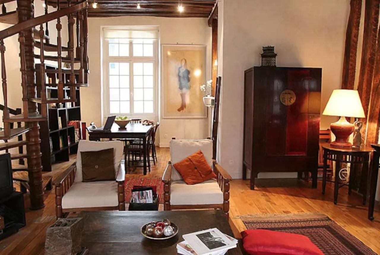 Apartamento Charming Cosy Triplex In Trendy Marais París Exterior foto